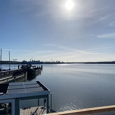 Hausboot Snowbird Luebeck Tatil Evi